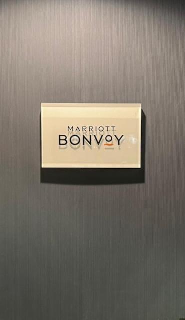 Courtyard By Marriott Kingston Hotel Екстериор снимка