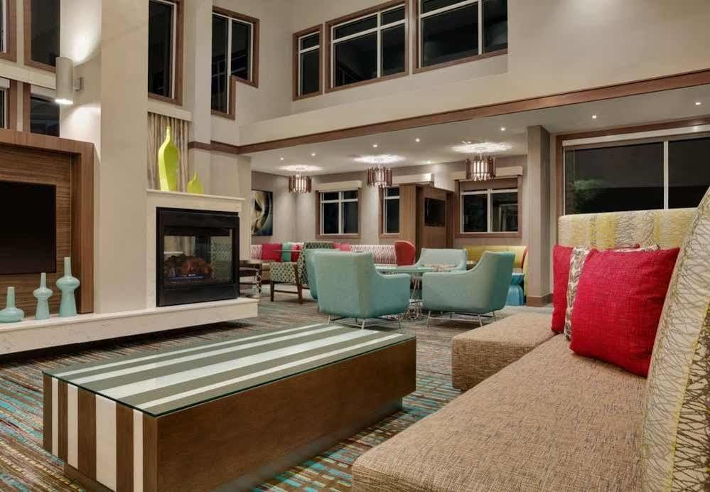 Courtyard By Marriott Kingston Hotel Екстериор снимка