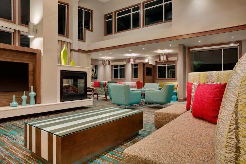 Courtyard By Marriott Kingston Hotel Екстериор снимка